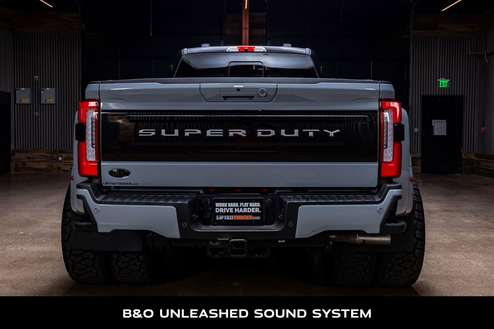 Used 2025 Ford F450 Platinum w/ Platinum Plus Package image 8