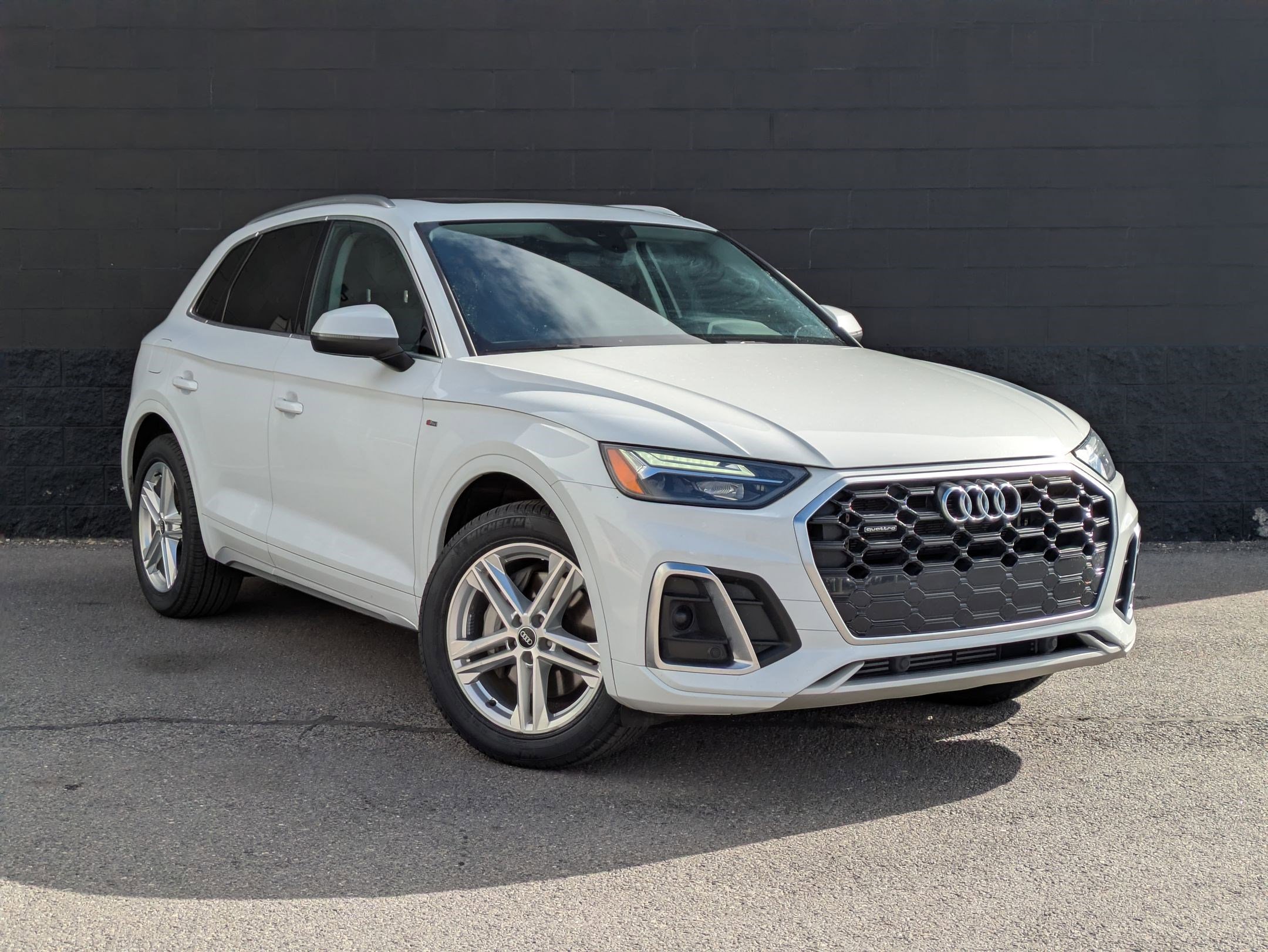 Used 2021 Audi Q5 e Premium image 3