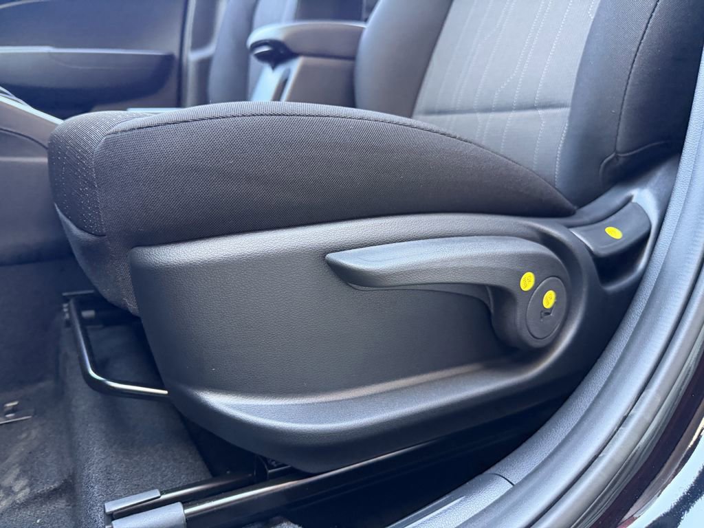 New 2026 Hyundai Venue SE image 22