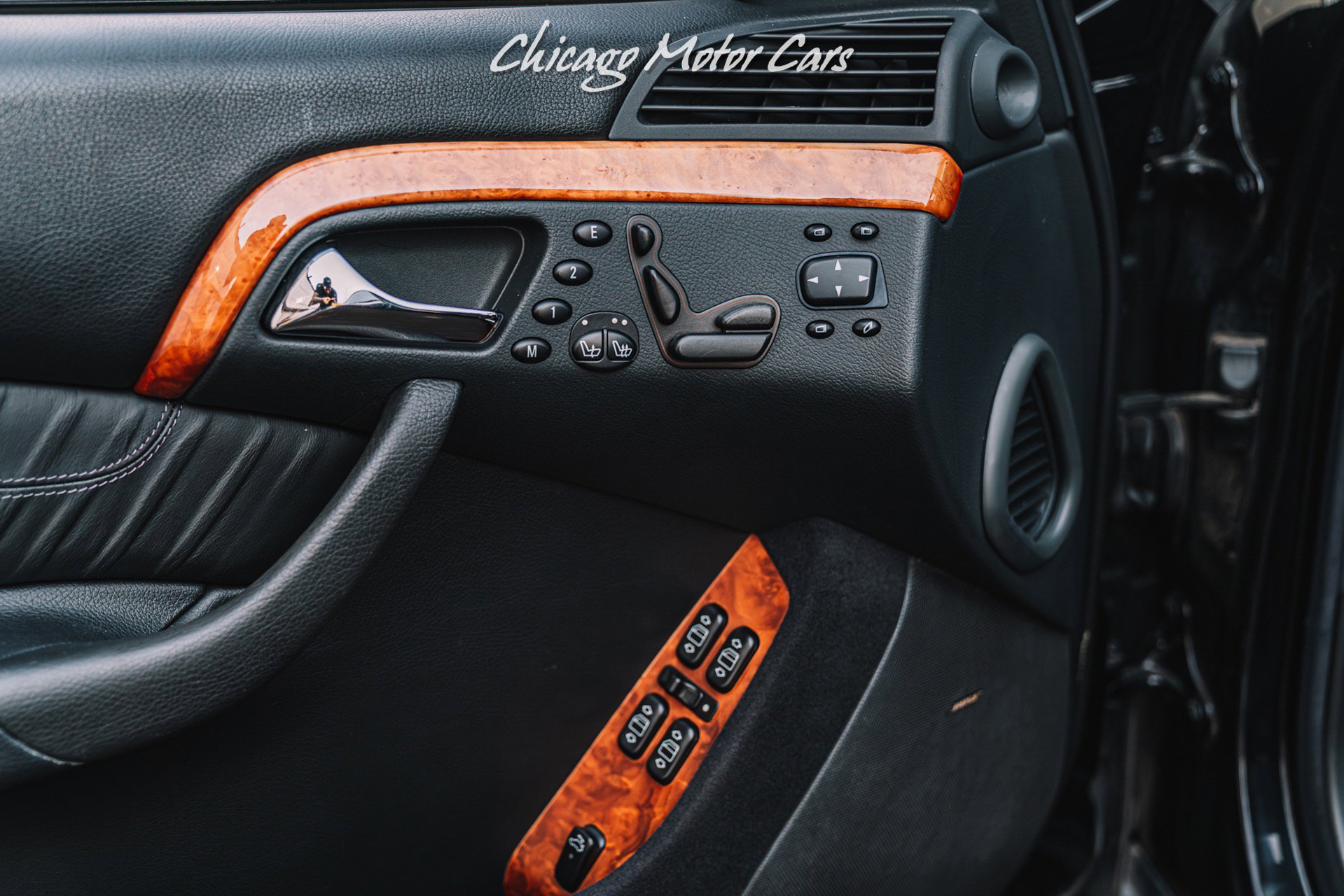 Used 2001 Mercedes-Benz S 500 image 32