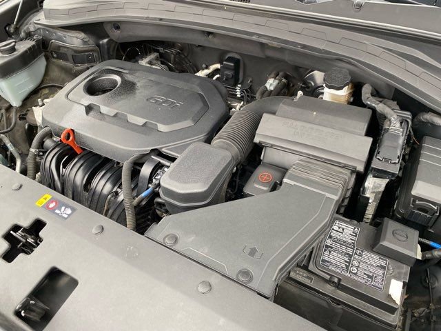 Used 2020 Hyundai Santa Fe Limited AWD/4WD image 29