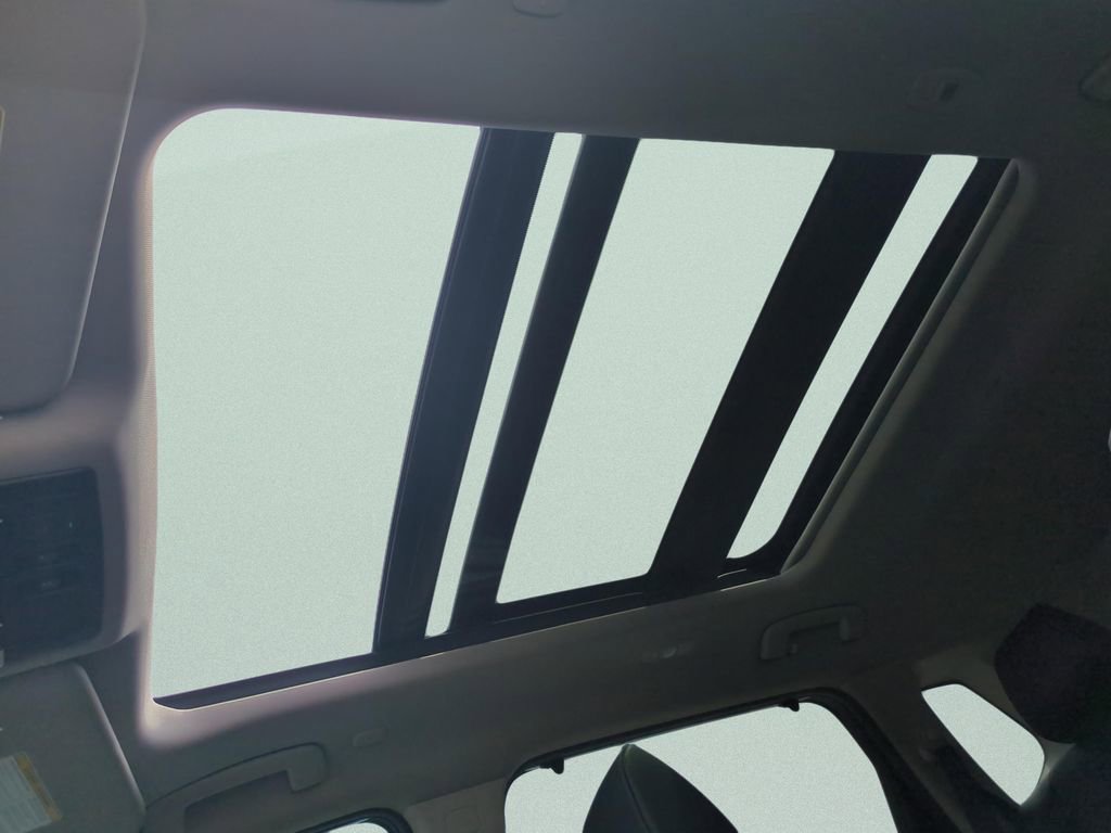 Certified 2023 Nissan Rogue SV w/ SV Premium B Package image 21