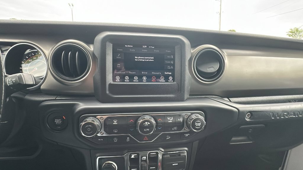 Used 2019 Jeep Wrangler Unlimited Sport S AWD/4WD image 17