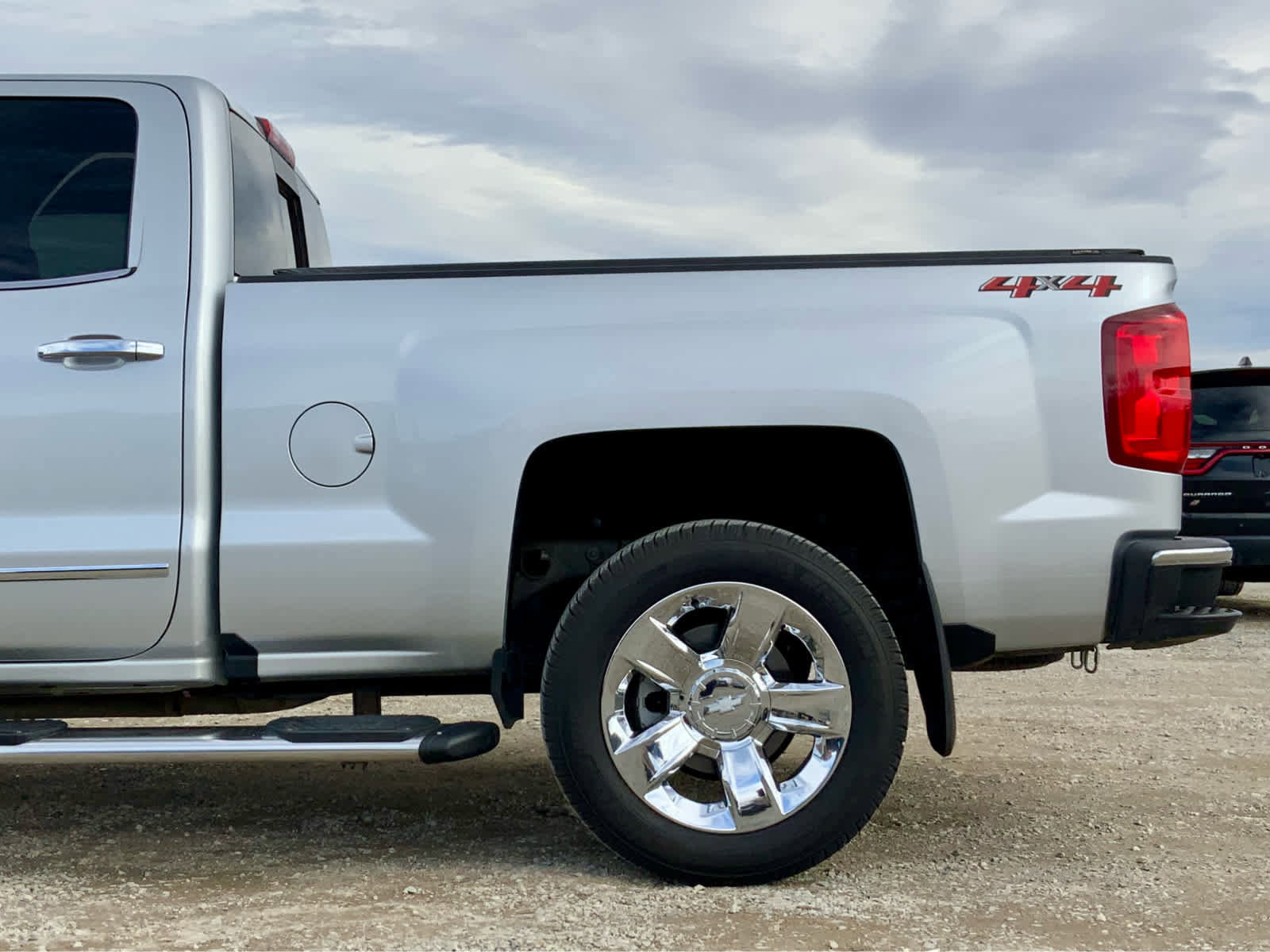 Used 2018 Chevrolet Silverado 1500 LTZ w/ Max Trailering Package image 12
