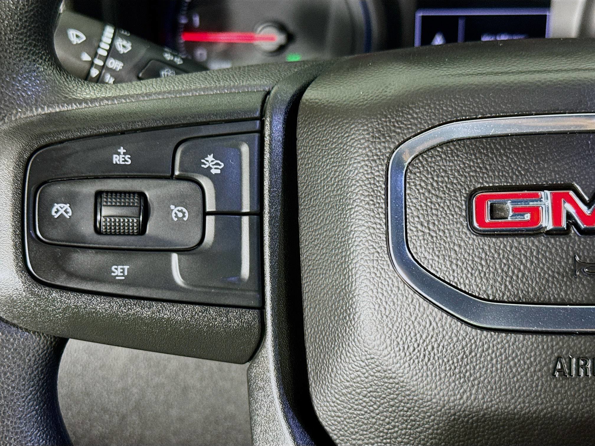 Used 2024 GMC Sierra 2500 Pro w/ Convenience Package image 13