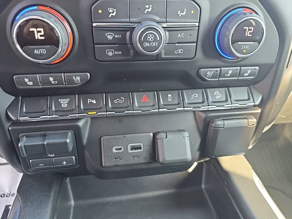 Certified 2021 Chevrolet Silverado 3500 LTZ w/ LTZ Plus Package image 11