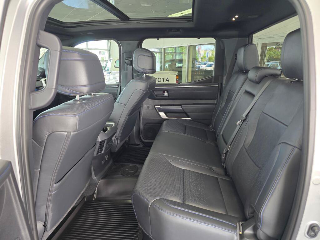 Used 2023 Toyota Tundra Platinum AWD/4WD image 37