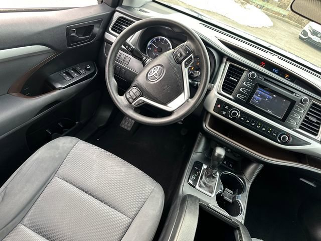 Certified 2019 Toyota Highlander LE AWD/4WD image 22