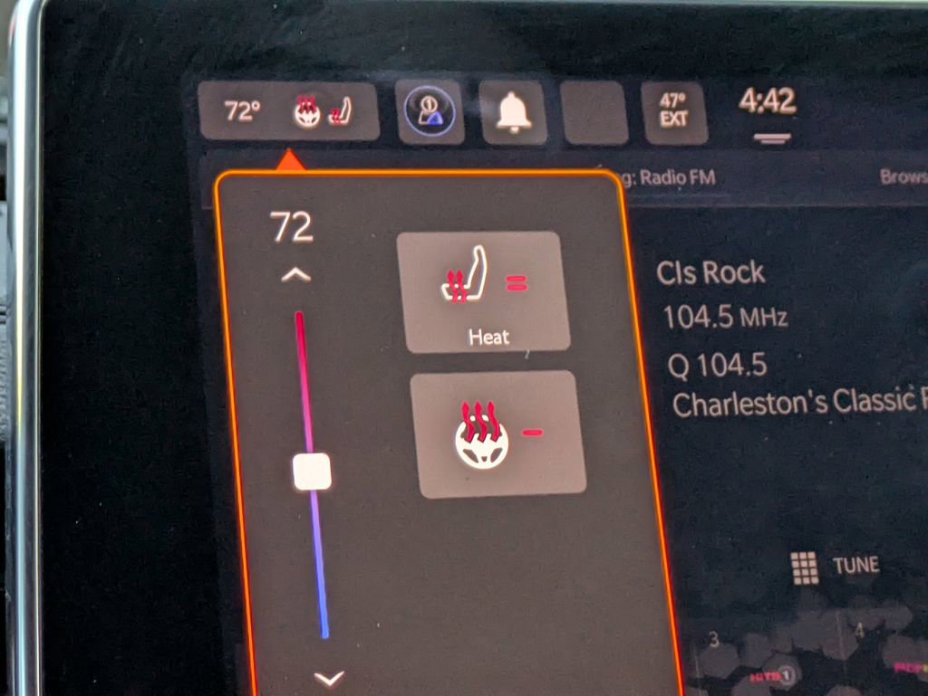 Used 2024 Jeep Compass Latitude w/ Convenience Group image 24