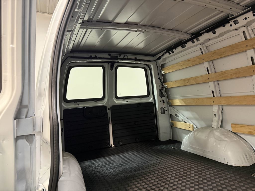 Used 2024 GMC Savana 2500 w/ Driver Convenience Package image 69