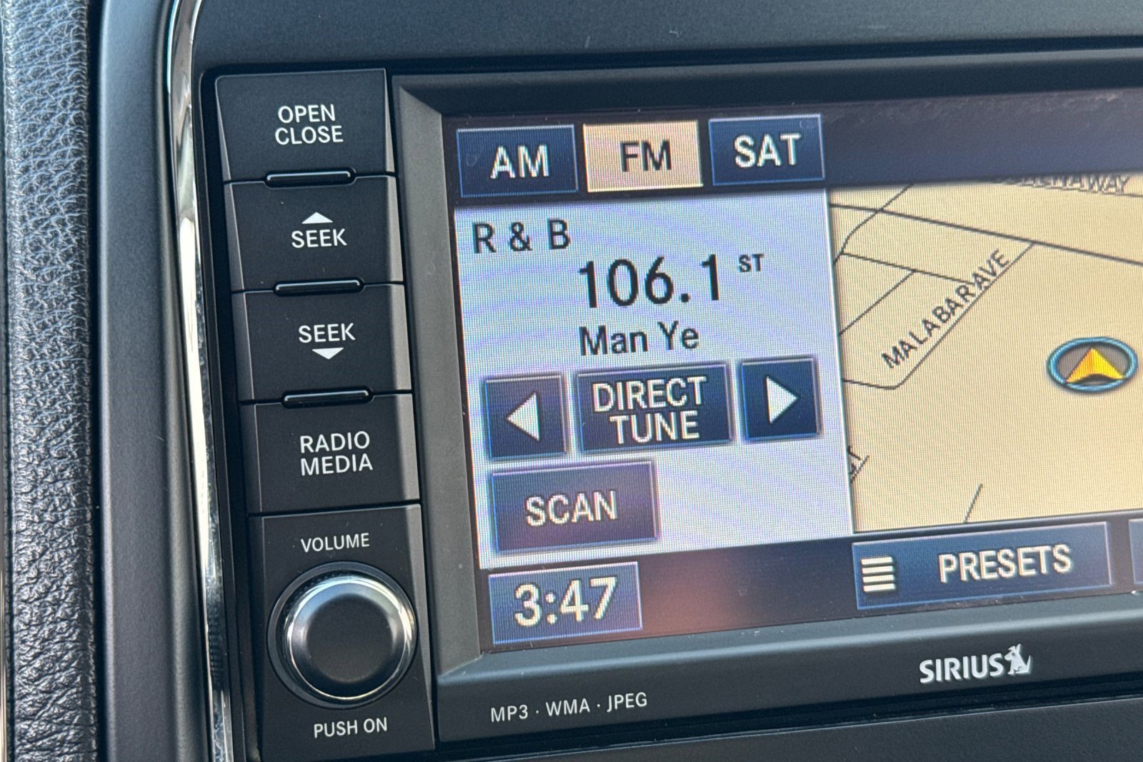 Used 2012 Dodge Durango R/T w/ Leather Interior Group image 24