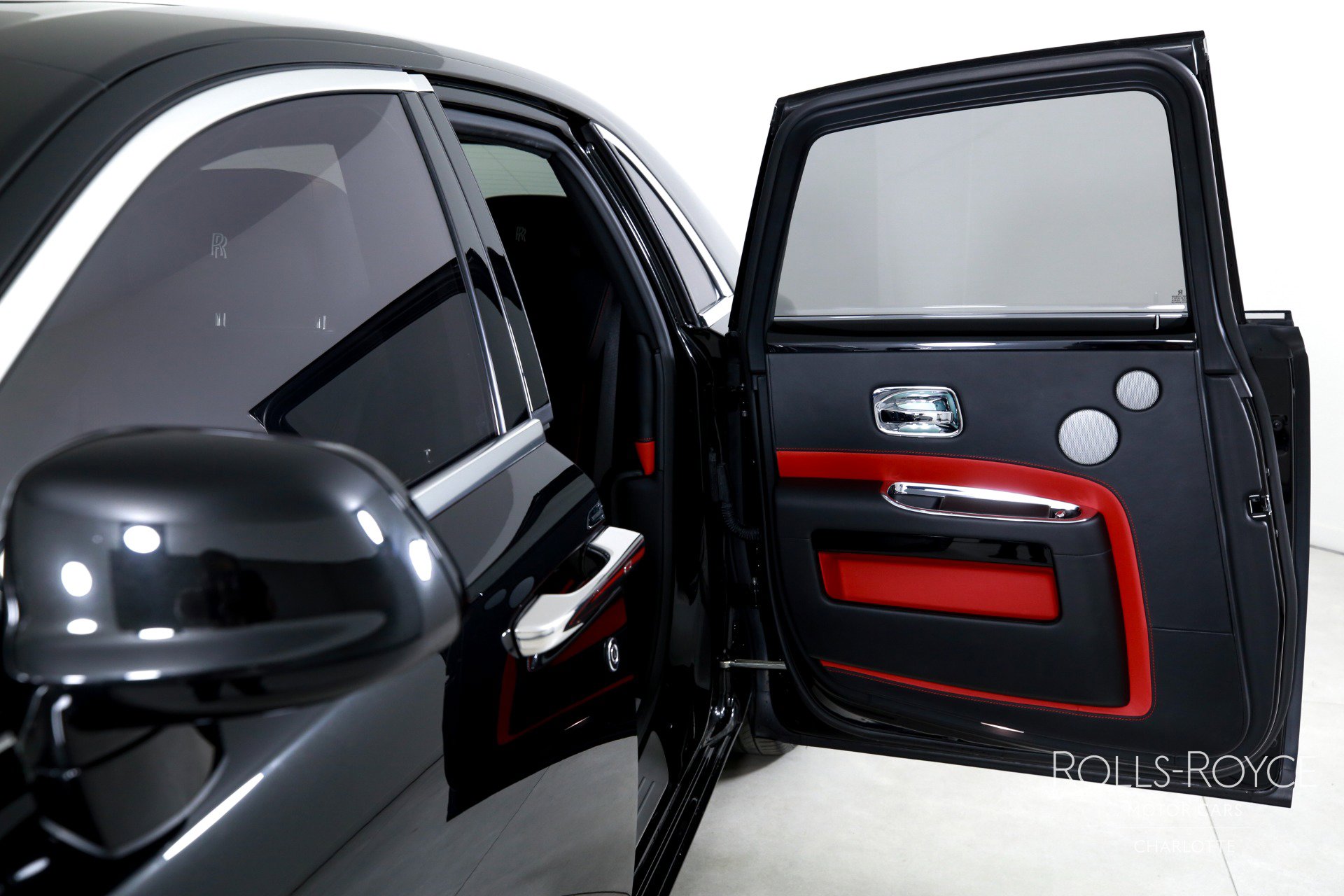 Used 2019 Rolls-Royce Ghost image 17