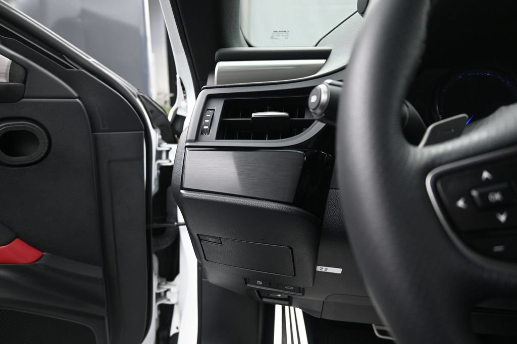 Used 2024 Lexus ES 350 F Sport w/ Accessory Package (Z2) FWD image 30
