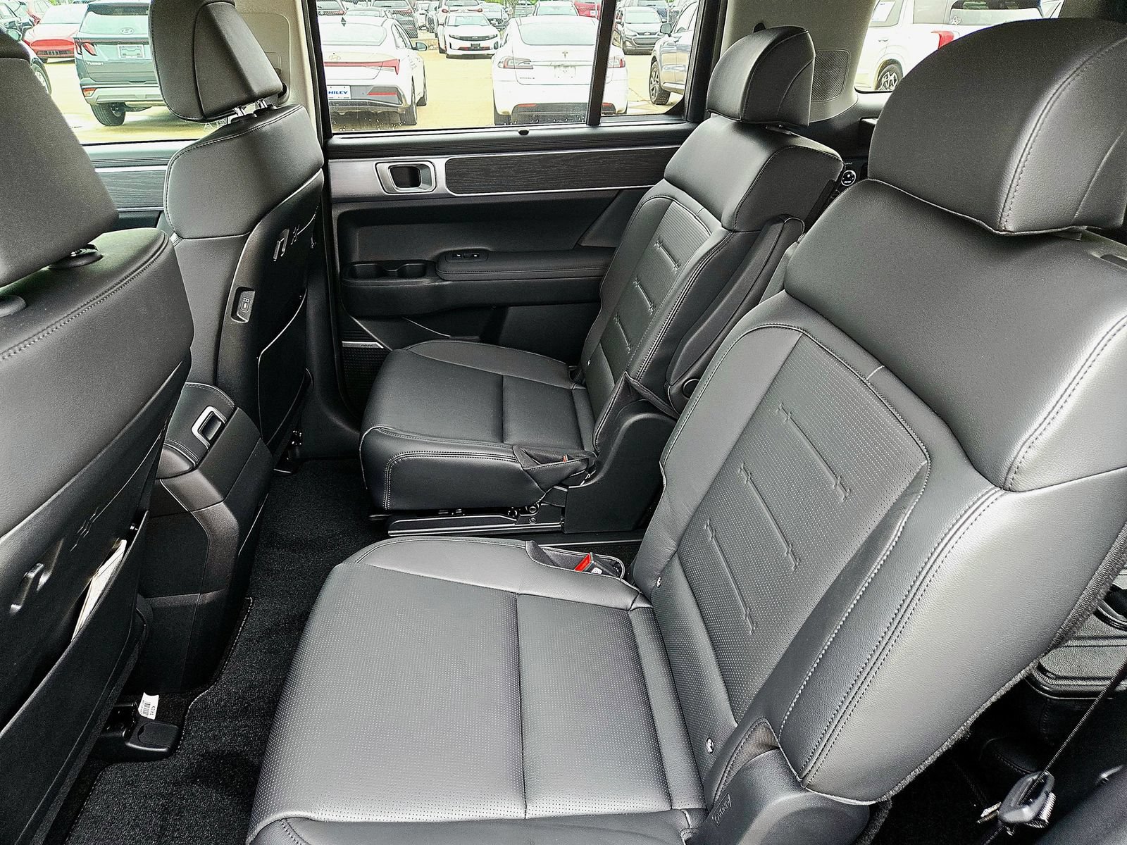 New 2026 Hyundai Santa Fe Limited FWD image 17