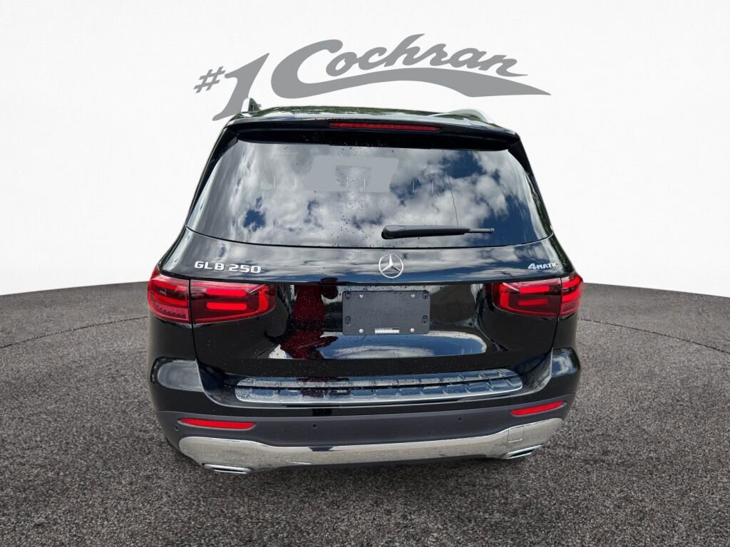 New 2026 Mercedes-Benz GLB 250 4MATIC image 6