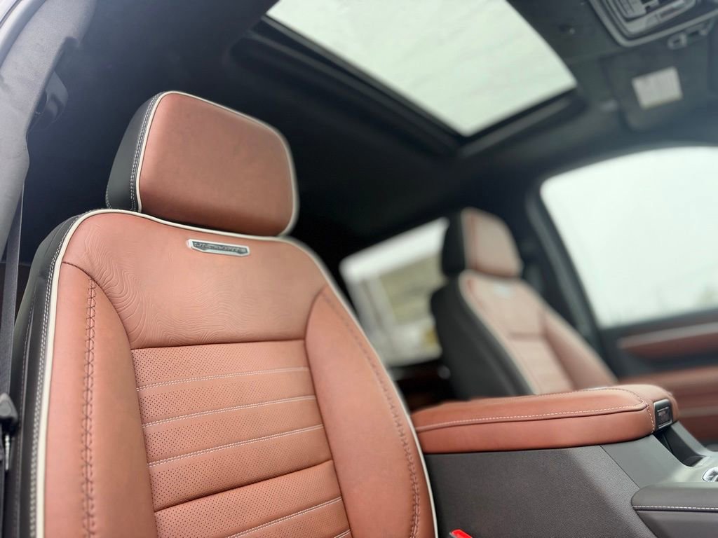 New 2026 GMC Sierra 2500 Denali Ultimate w/ Snow Plow Prep/Camper Package image 11