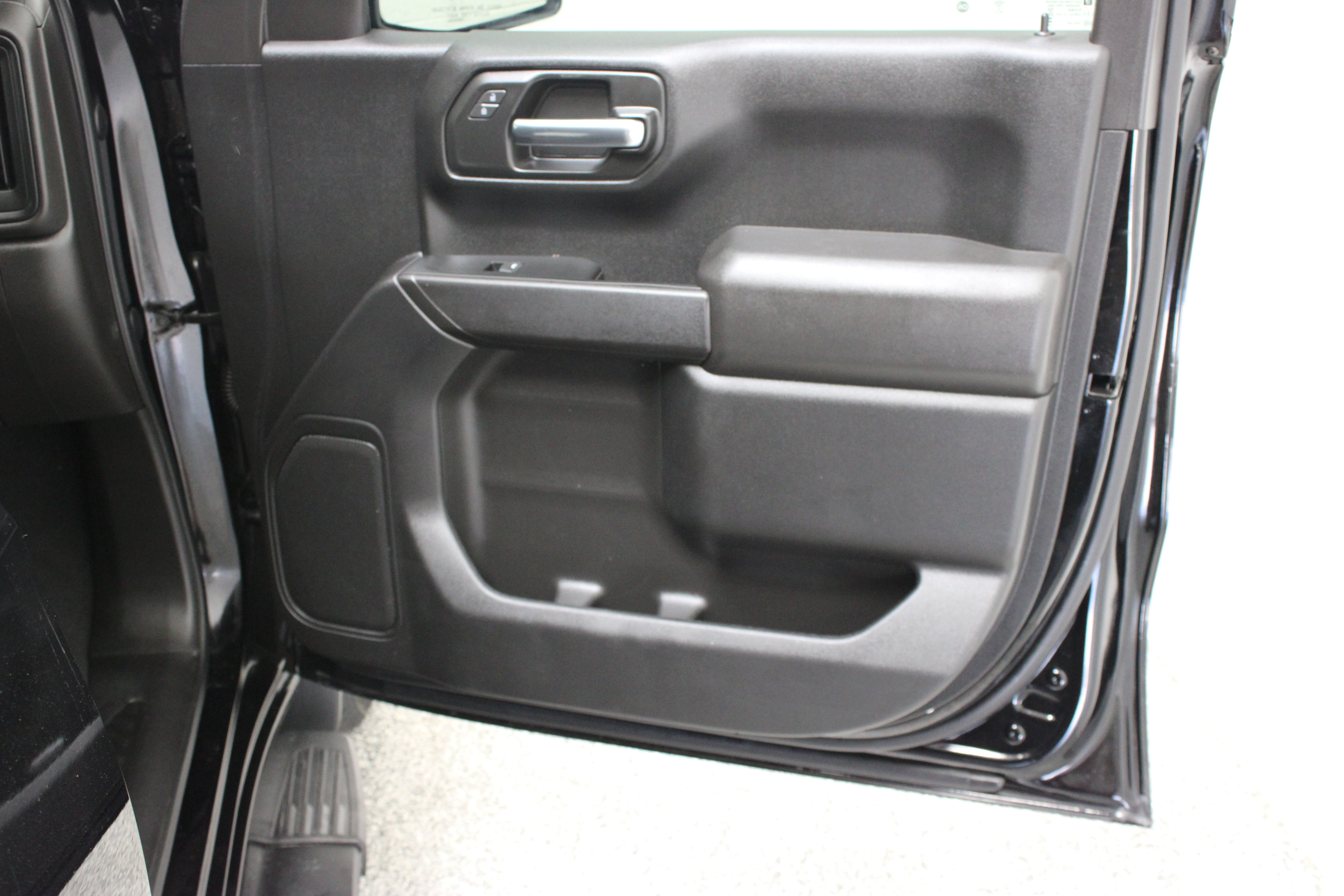 Used 2024 Chevrolet Silverado 1500 Custom RWD image 35