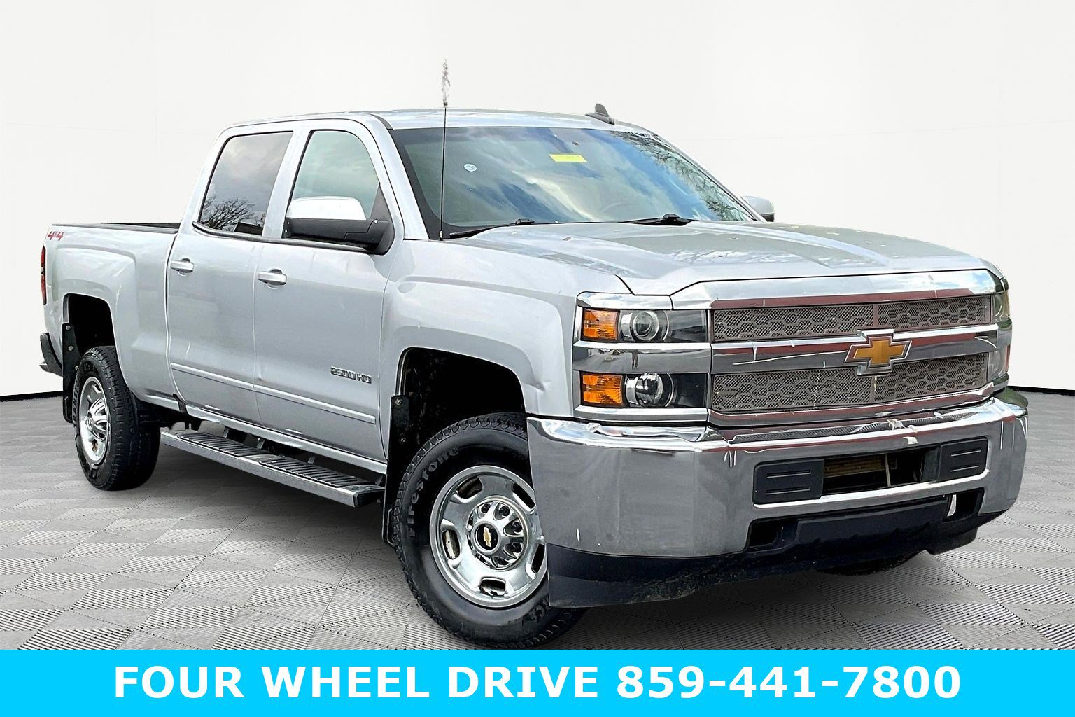Used 2019 Chevrolet Silverado 2500 LT image 3