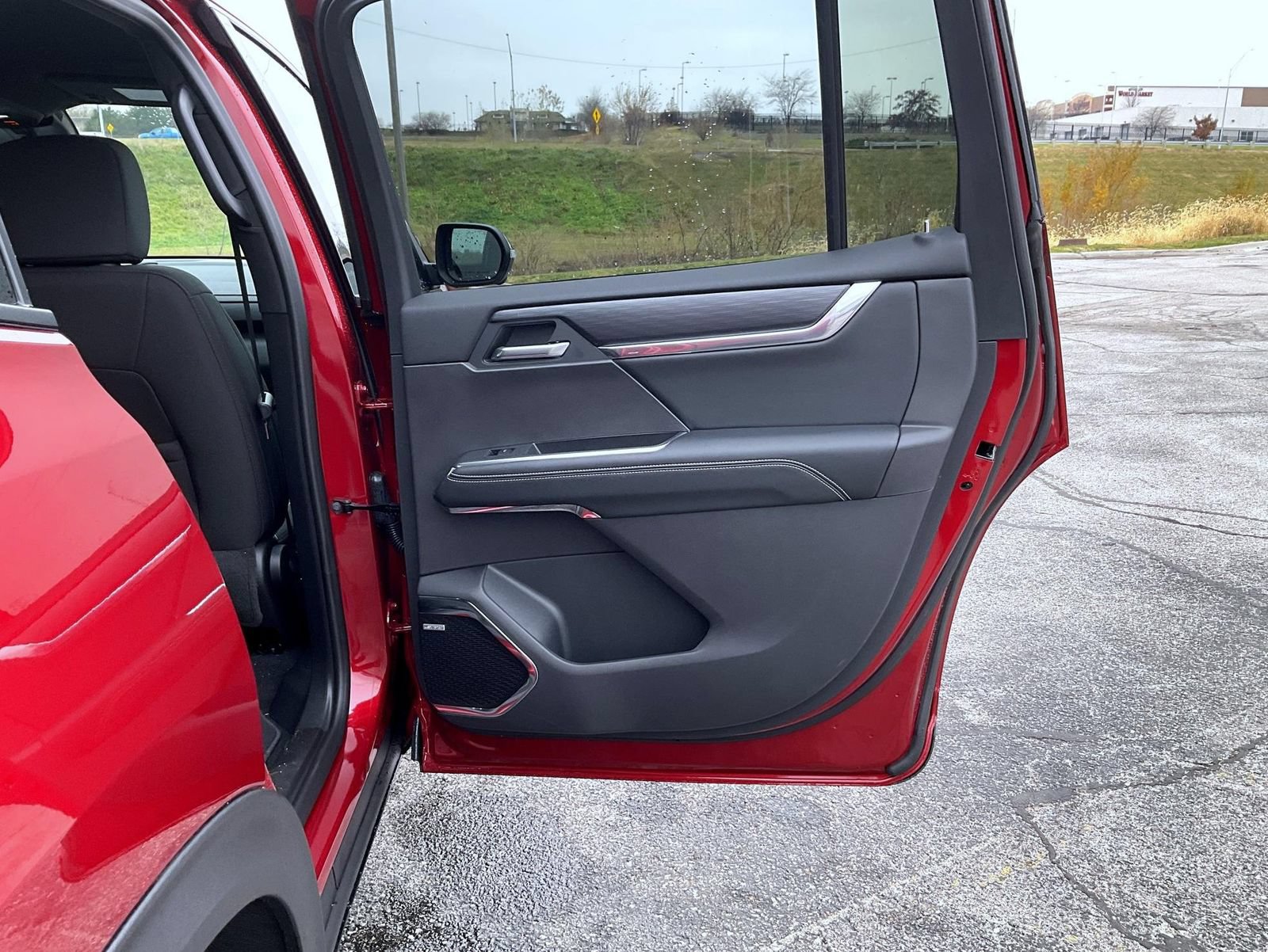 New 2026 GMC Acadia Elevation AWD/4WD image 17