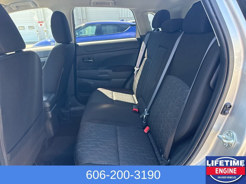 Used 2025 Mitsubishi Outlander Sport ES AWD/4WD image 14