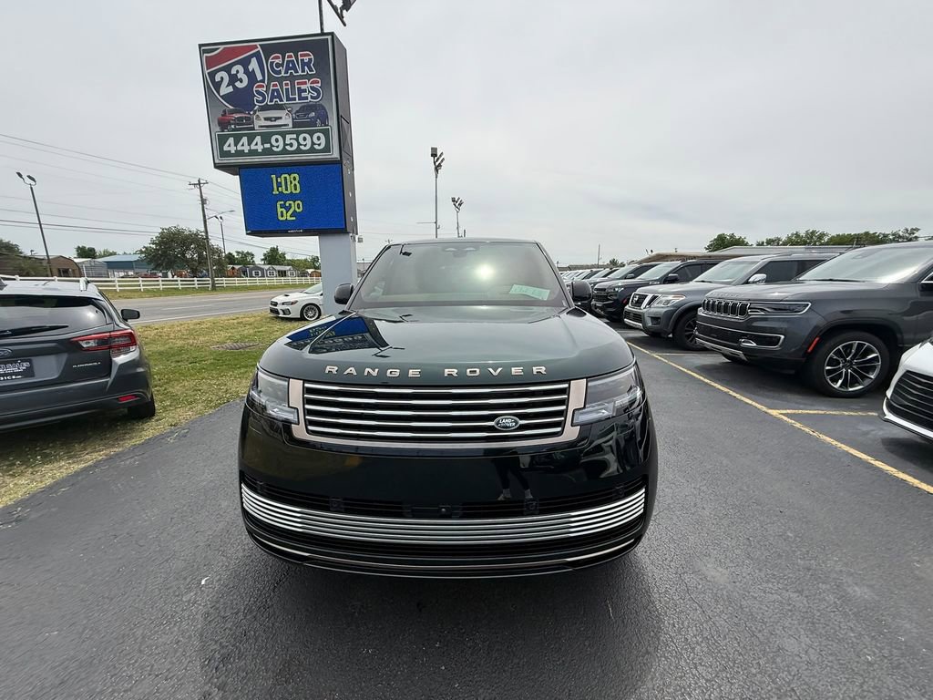 Used 2026 Land Rover Range Rover SV AWD/4WD image 9