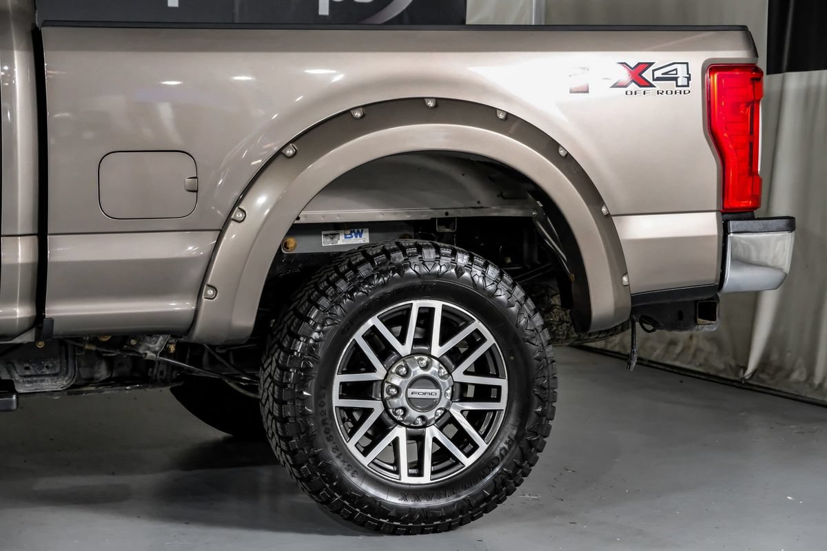 Used 2019 Ford F250 Lariat w/ Lariat Value Package AWD/4WD image 13