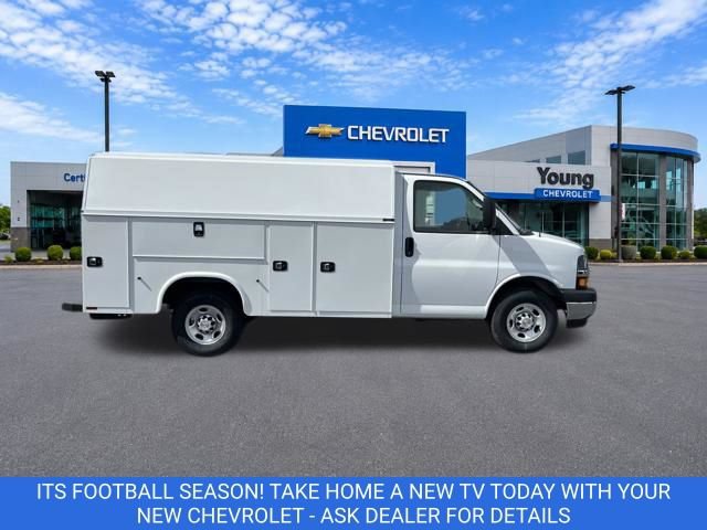 New 2025 Chevrolet Express 3500 w/ Power Convenience Package RWD image 8