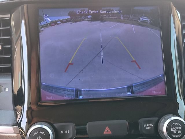 Used 2019 RAM 1500 Laramie AWD/4WD image 16