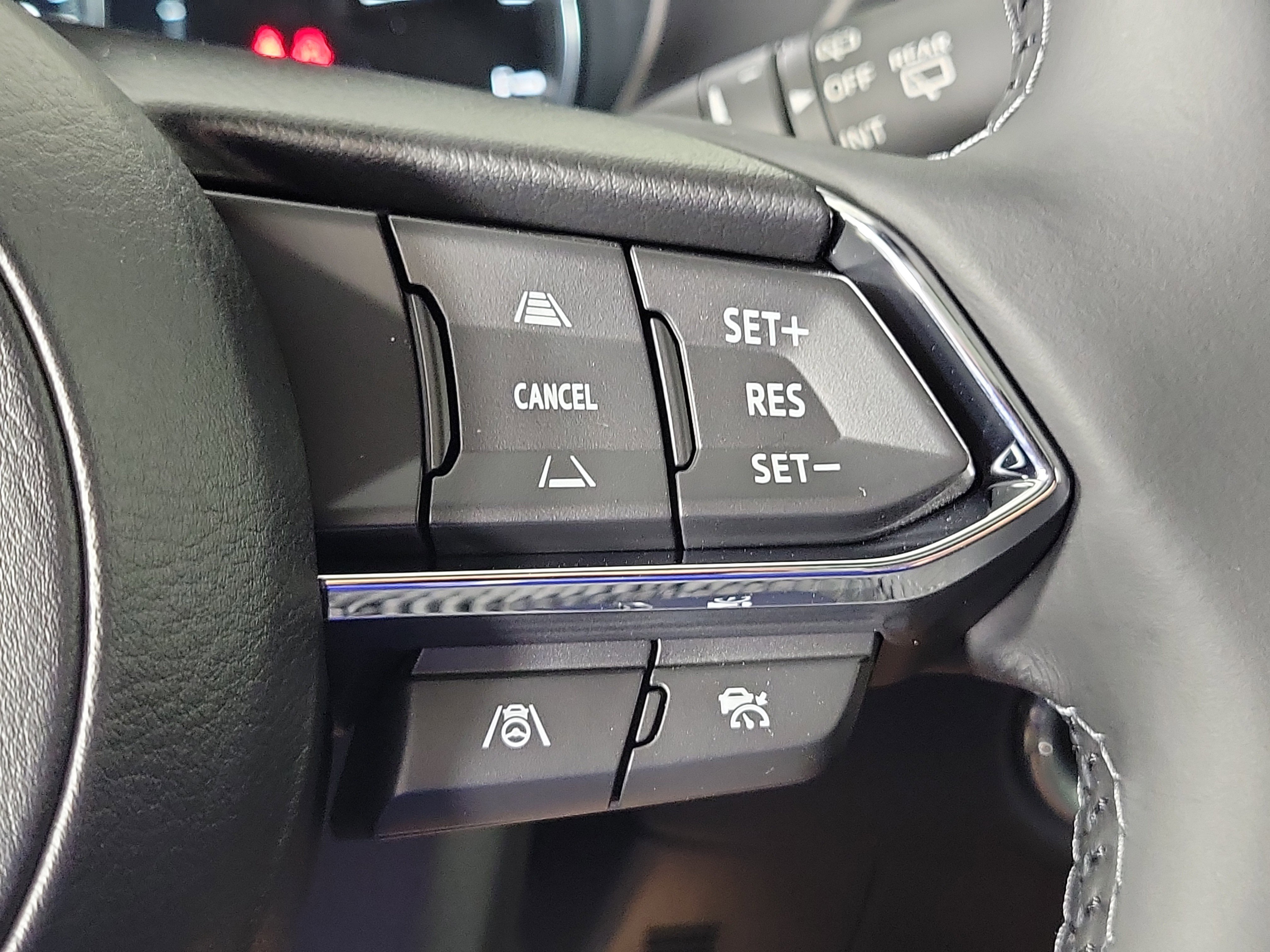 New 2025 MAZDA CX-5 Signature image 16