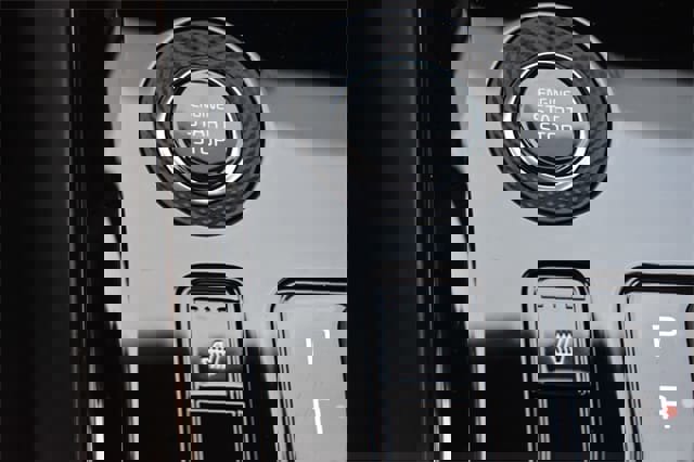 New 2025 Kia Niro EX Touring image 31