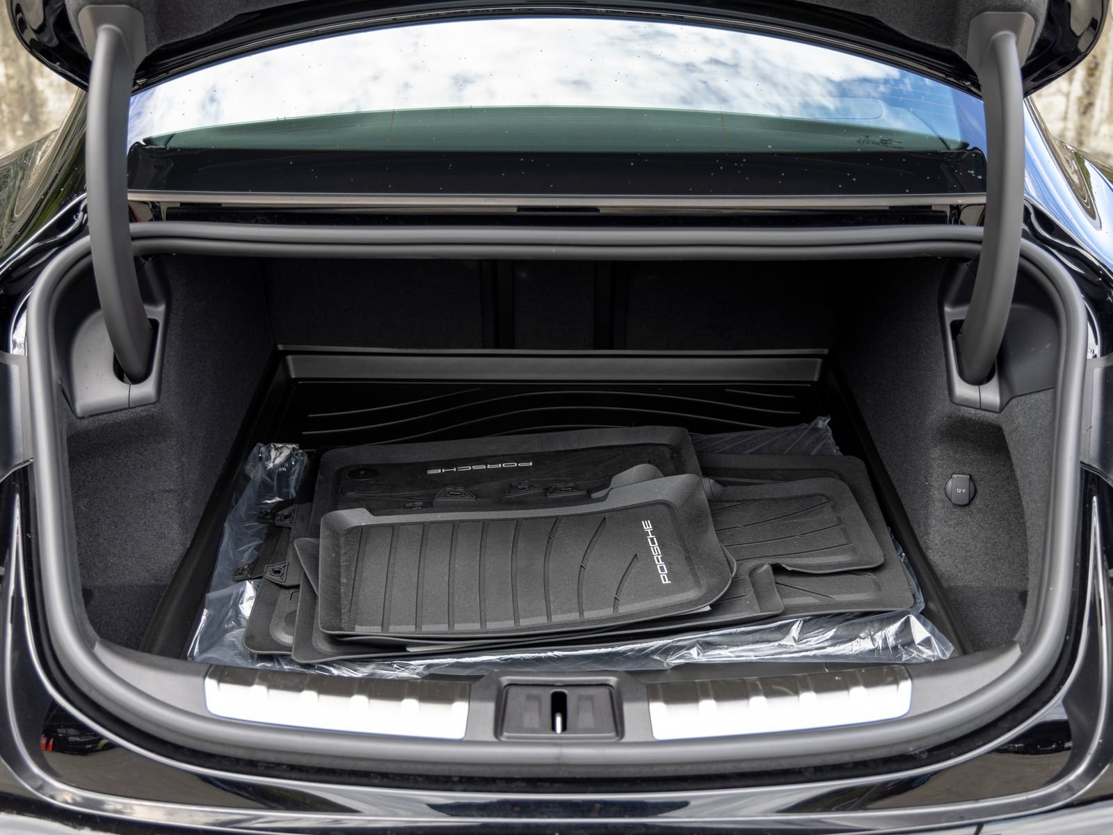 New 2026 Porsche Taycan AWD/4WD image 45