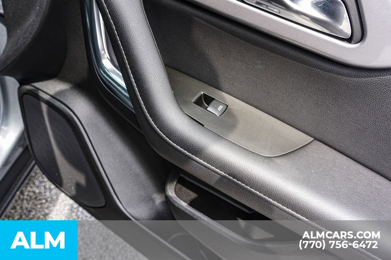 Used 2025 Chevrolet Blazer LT image 48