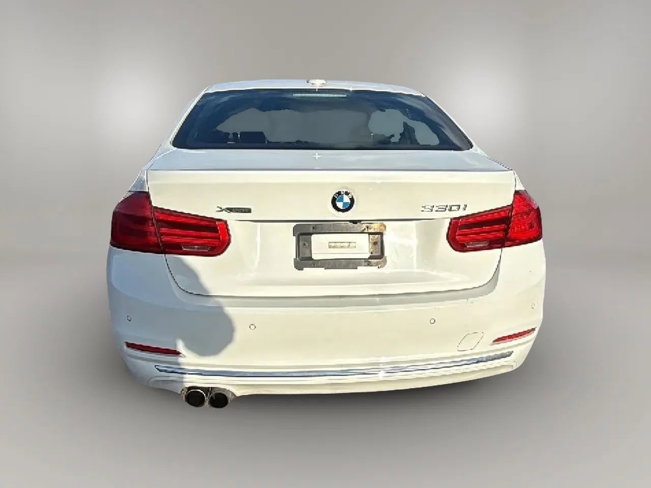 Used 2017 BMW 330i xDrive Sedan image 4