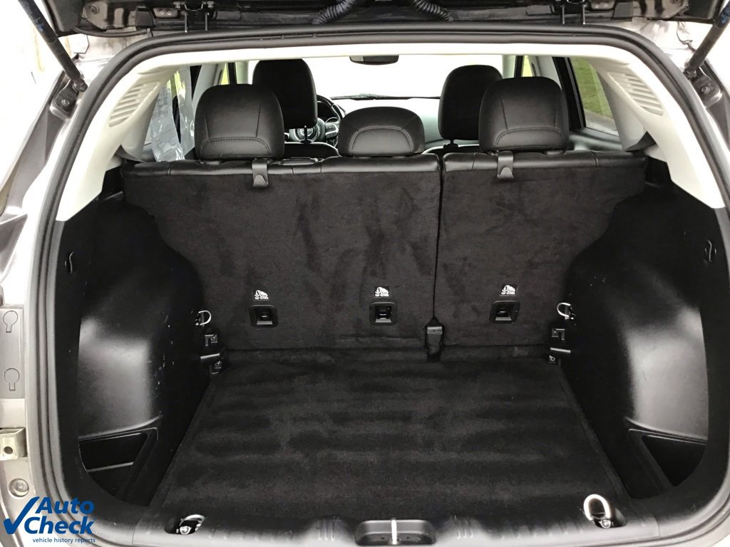 Used 2020 Jeep Compass Latitude w/ Popular Equipment Group image 6