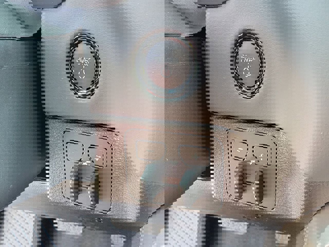 Used 2026 Toyota Sequoia Platinum image 30