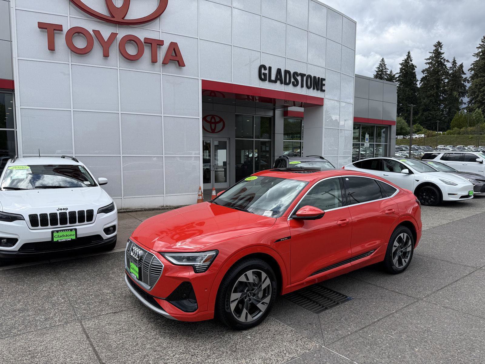 Used 2021 Audi e-tron Prestige w/ Prestige Package