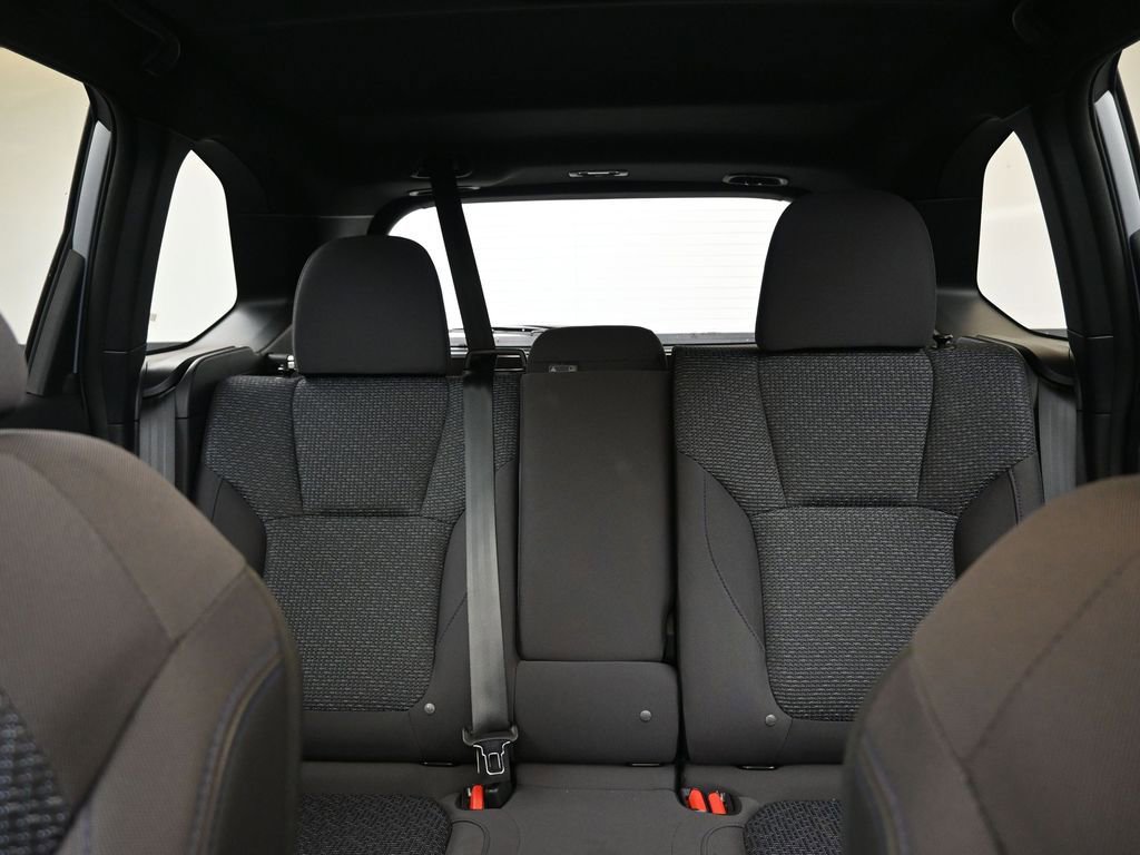 Certified 2025 Subaru Forester Premium image 38