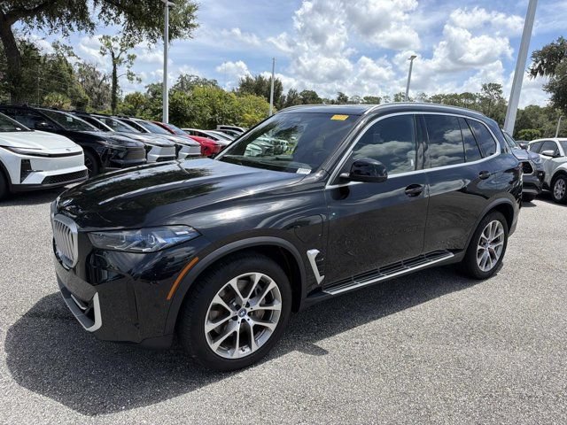 Used 2024 BMW X5 xDrive50e AWD/4WD image 5