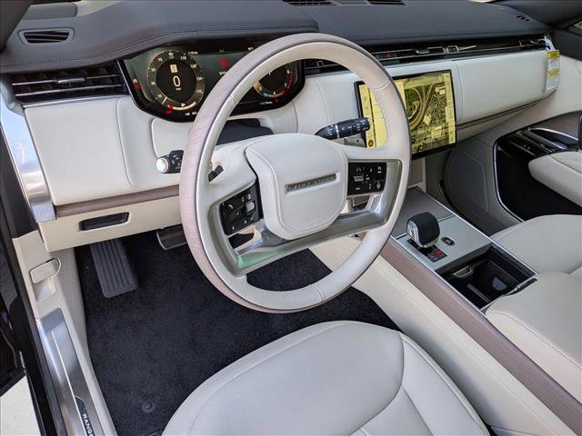 New 2026 Land Rover Range Rover SE image 3