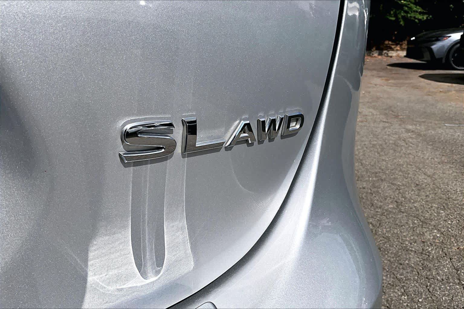 Used 2022 Nissan Rogue Sport SL AWD/4WD image 10