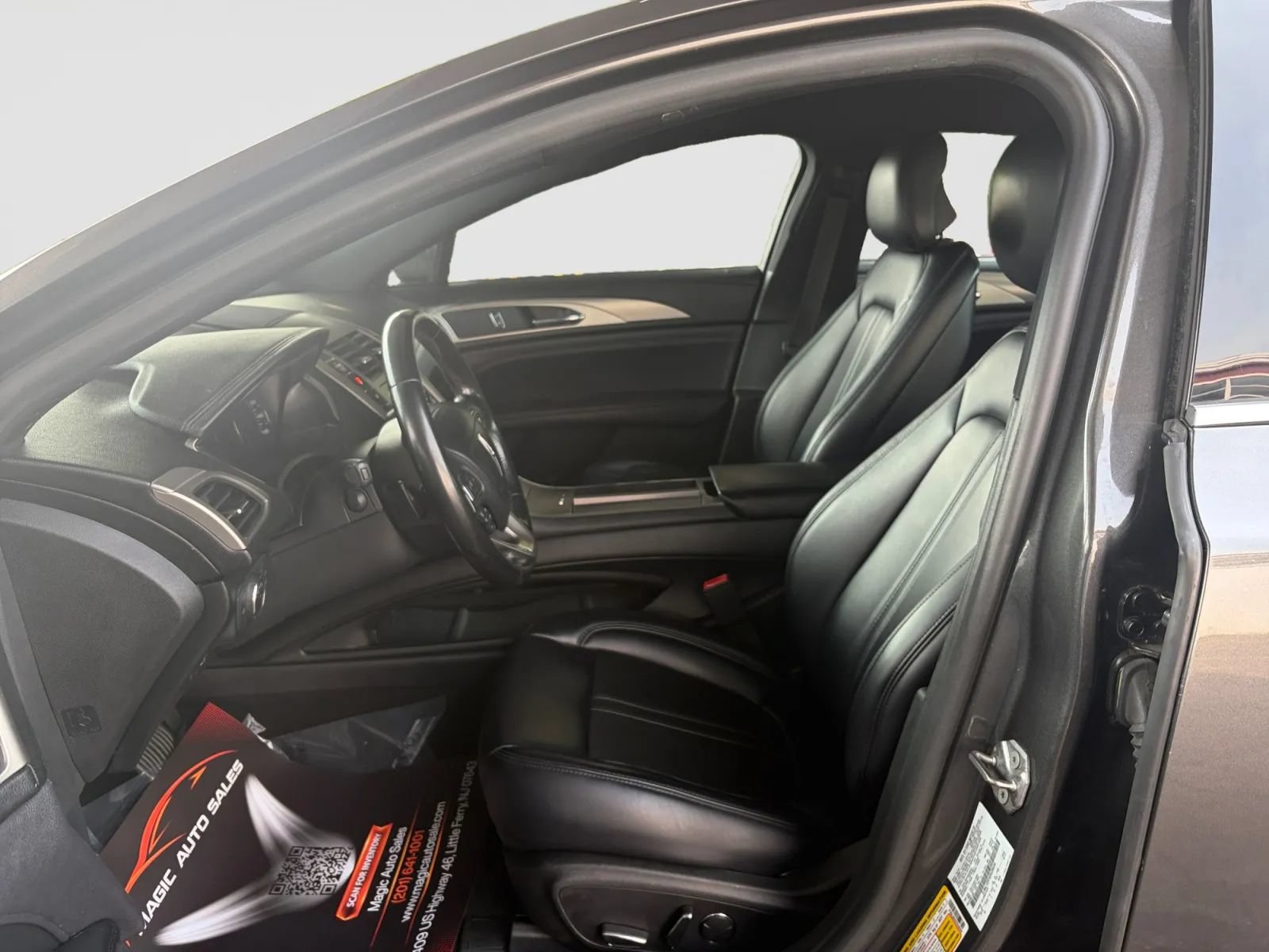 Used 2019 Lincoln MKZ Premiere AWD/4WD image 12