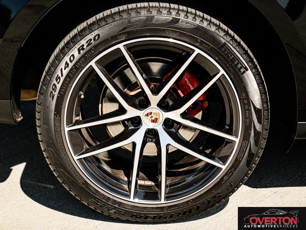 Used 2023 Porsche Macan image 33