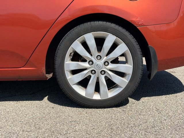 Used 2010 Kia Forte SX image 12