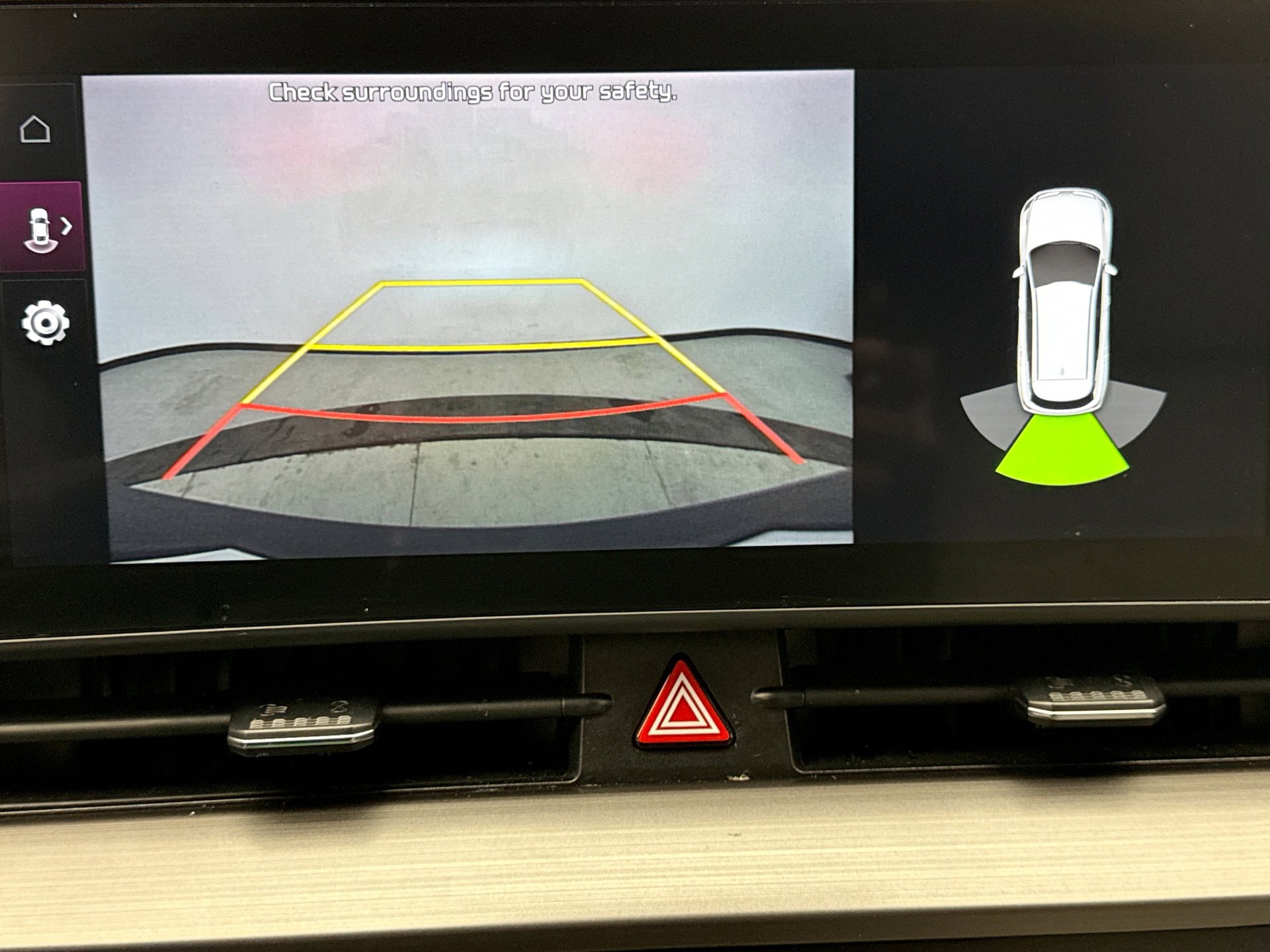 Used 2023 Kia Sportage EX image 16