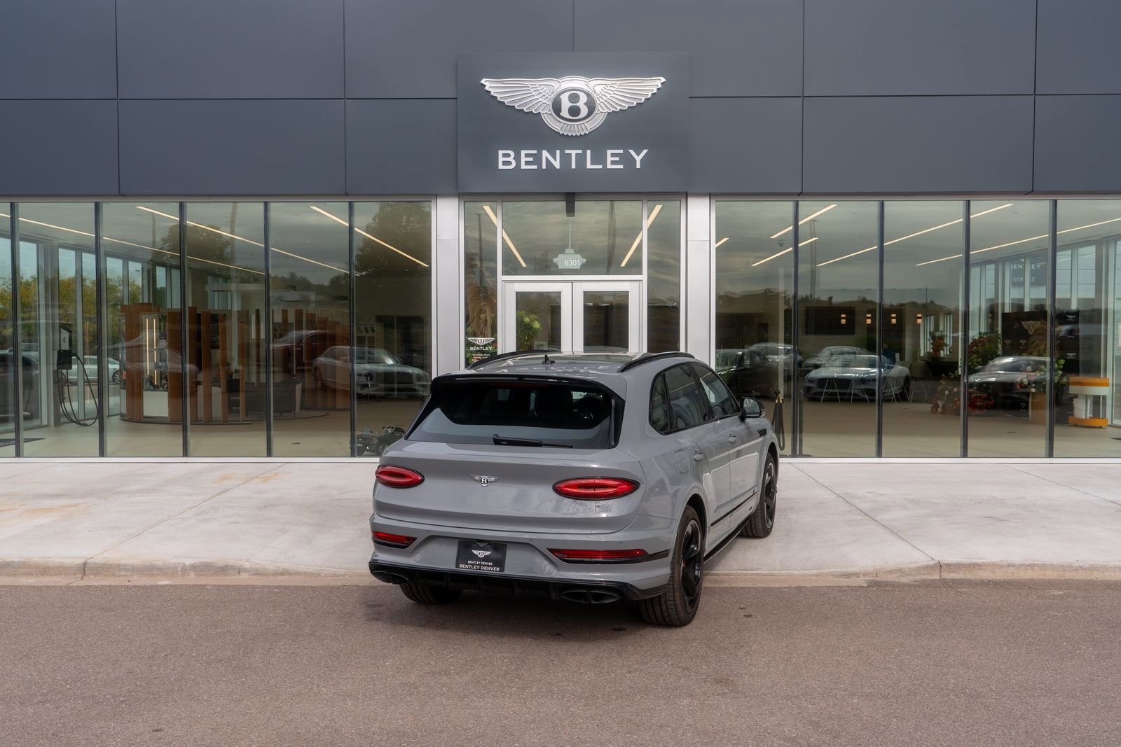 New 2025 Bentley Bentayga image 16