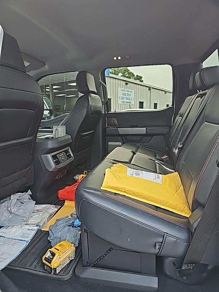 Used 2024 Ford F250 Lariat w/ Tremor Off-Road Package AWD/4WD image 10