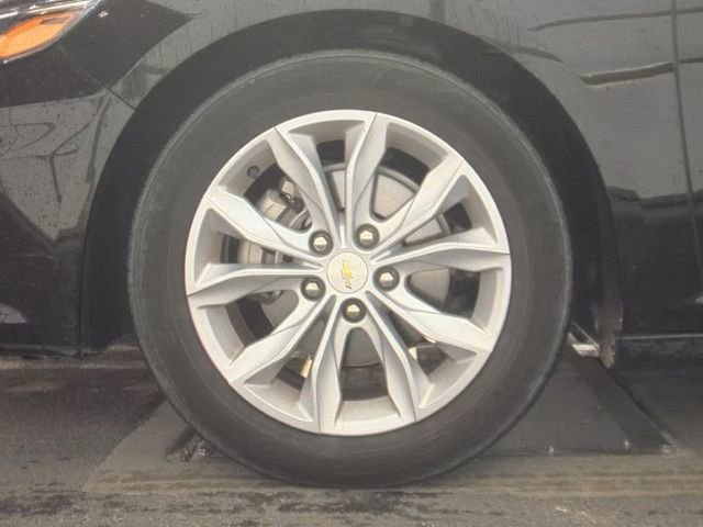 Used 2025 Chevrolet Malibu LT FWD image 19