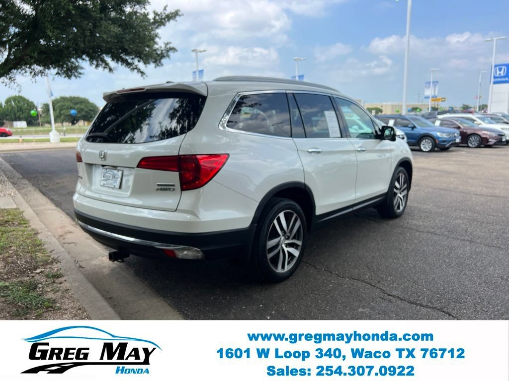 Used 2018 Honda Pilot Touring image 8