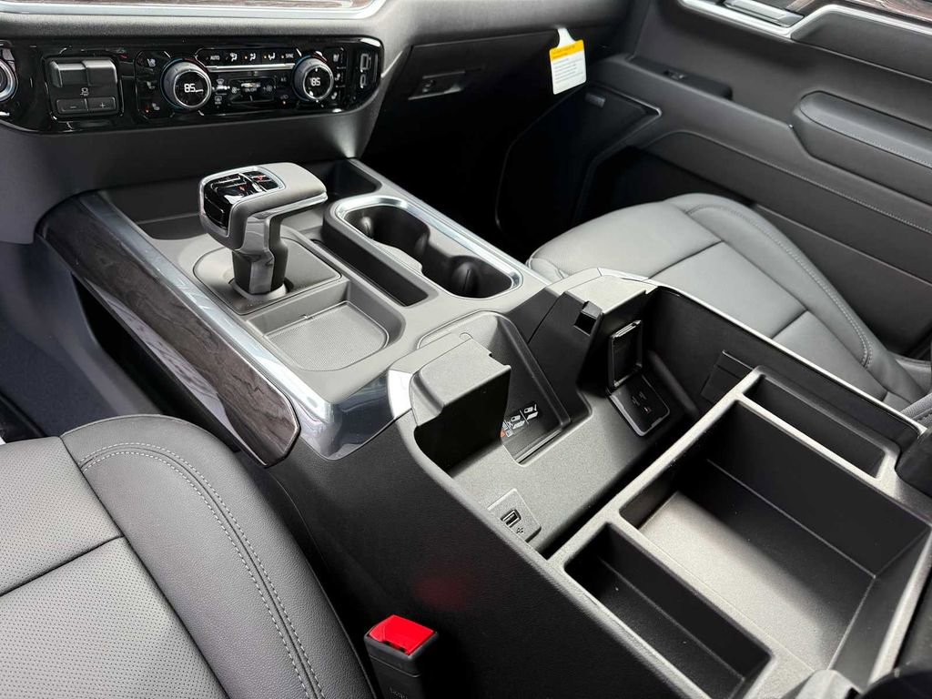 New 2026 Chevrolet Silverado 1500 LTZ w/ Z71 Off-Road Package AWD/4WD image 22