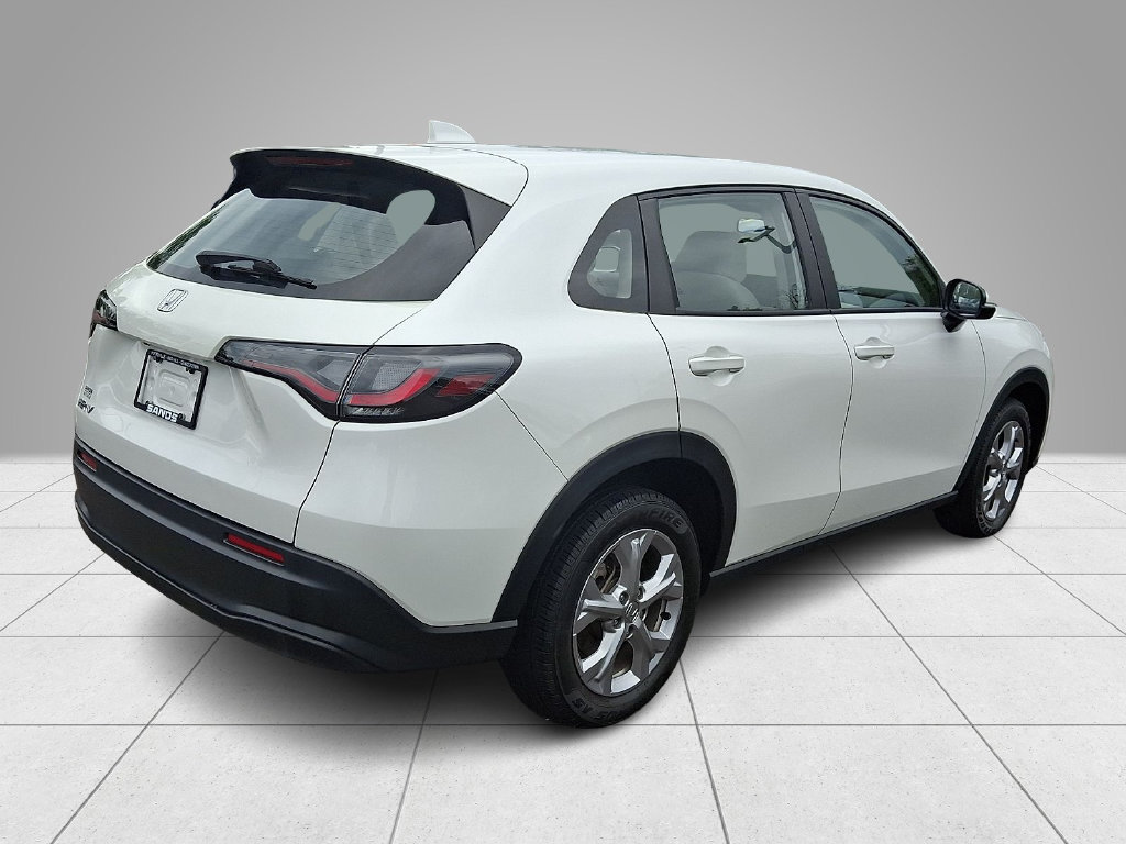 Used 2023 Honda HR-V LX image 5